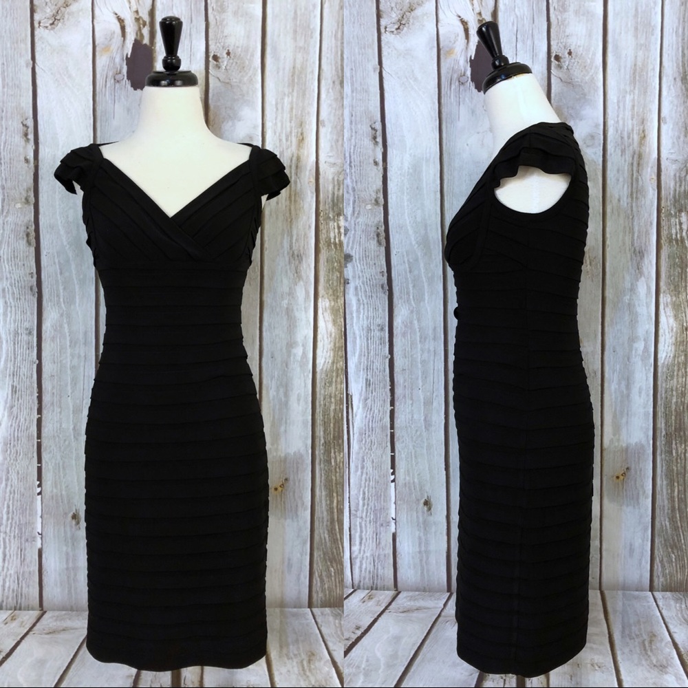 Adrianna Papell | Dresses | Adrianna Papell Tiered Bandage Style Bodycon Dress